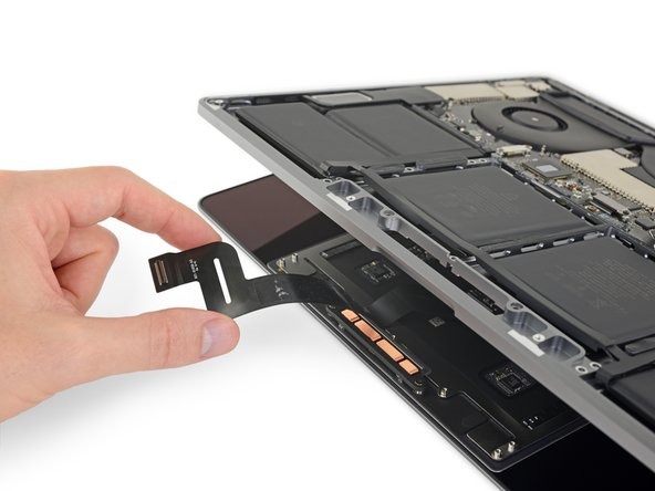 Laboratorio de micro-soldadura avanzada para reparación de equipos Apple en Ciudad de México